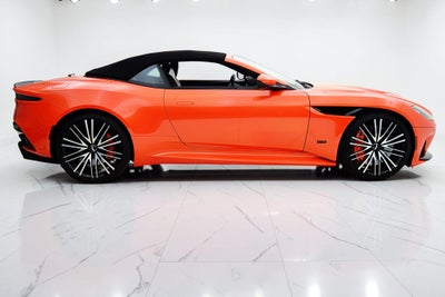 2023 Aston Martin DBS Volante