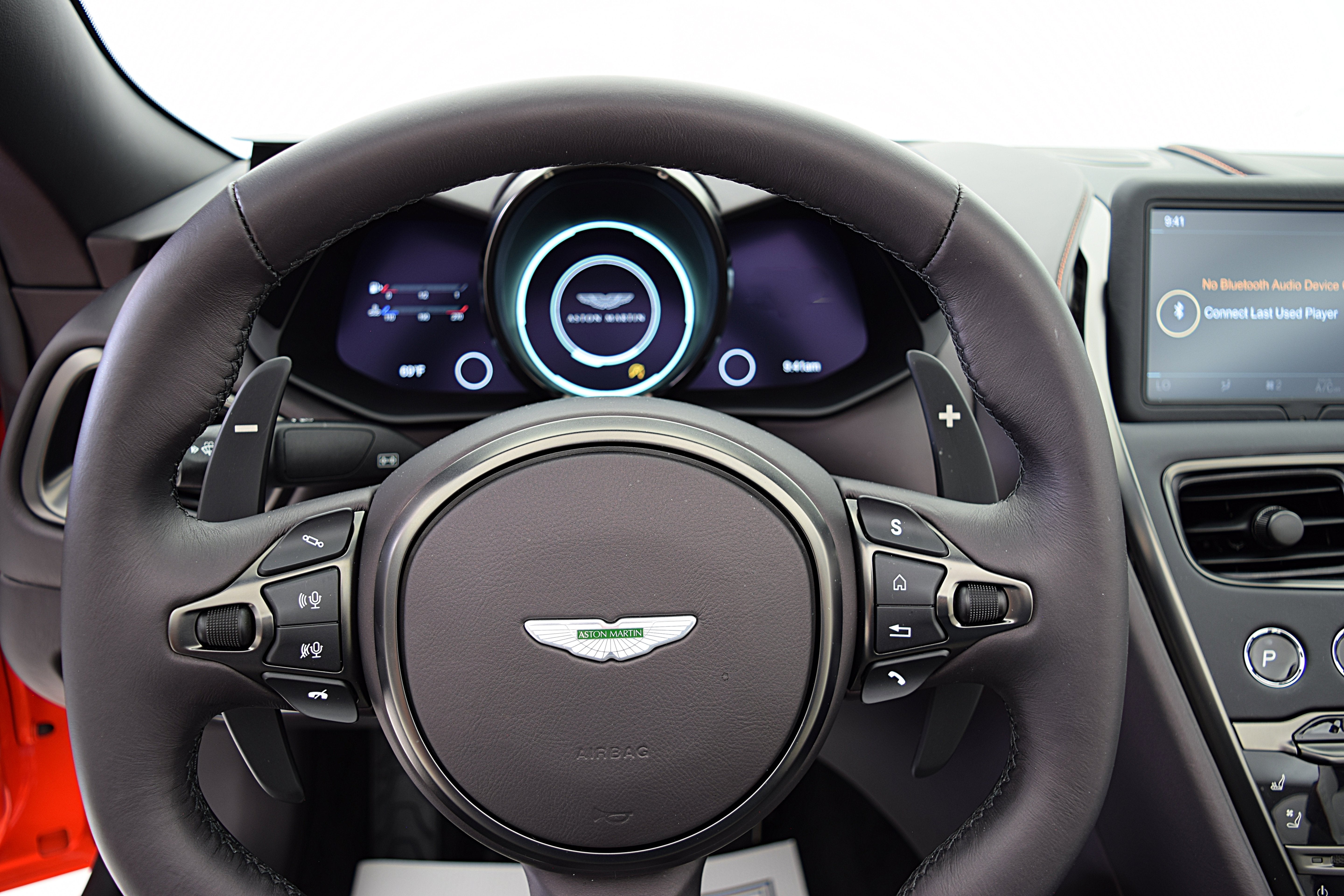 2023 Aston Martin DBS Volante