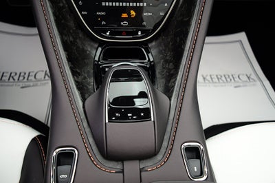 2023 Aston Martin DBS Volante