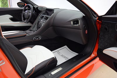 2023 Aston Martin DBS Volante