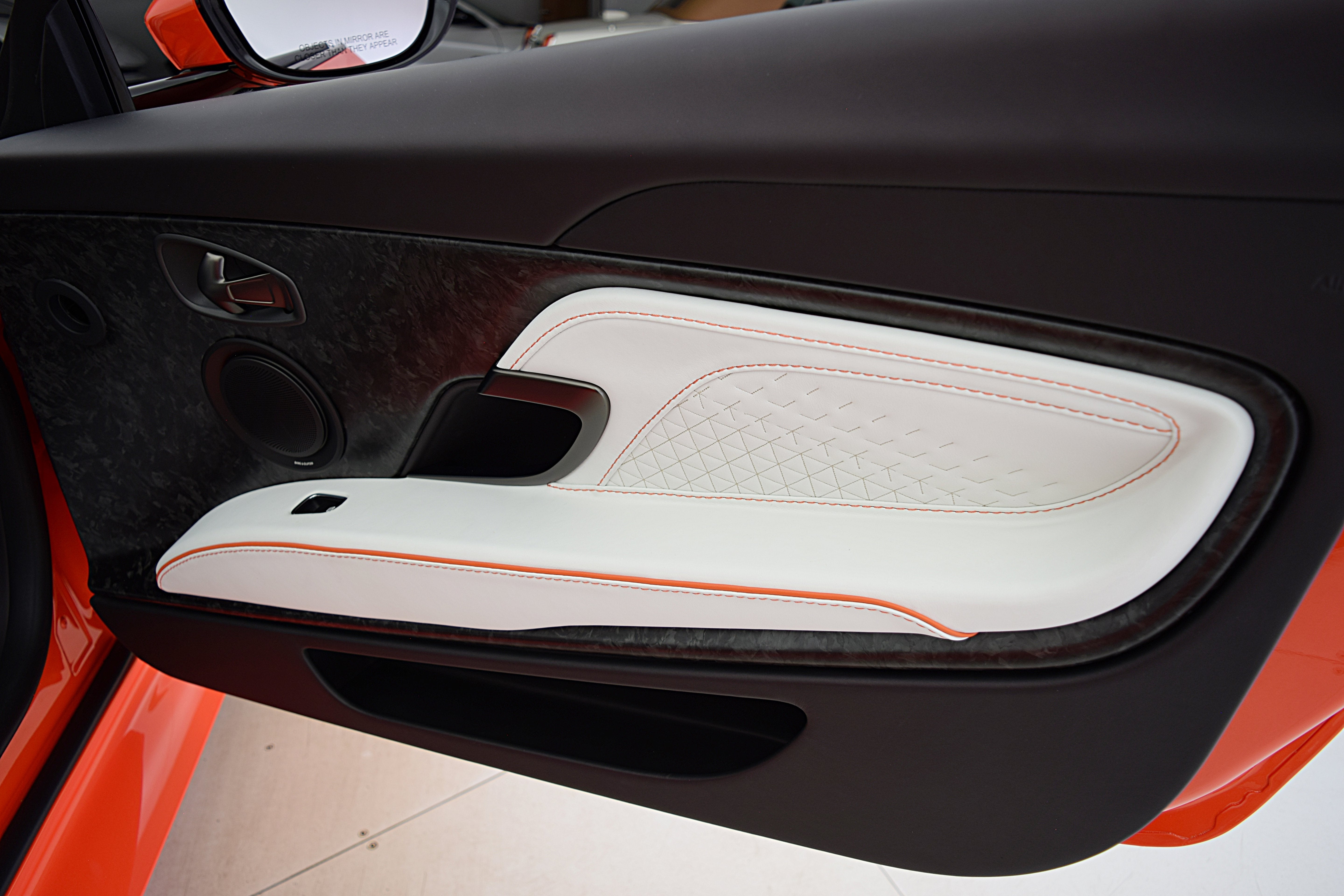 2023 Aston Martin DBS Volante