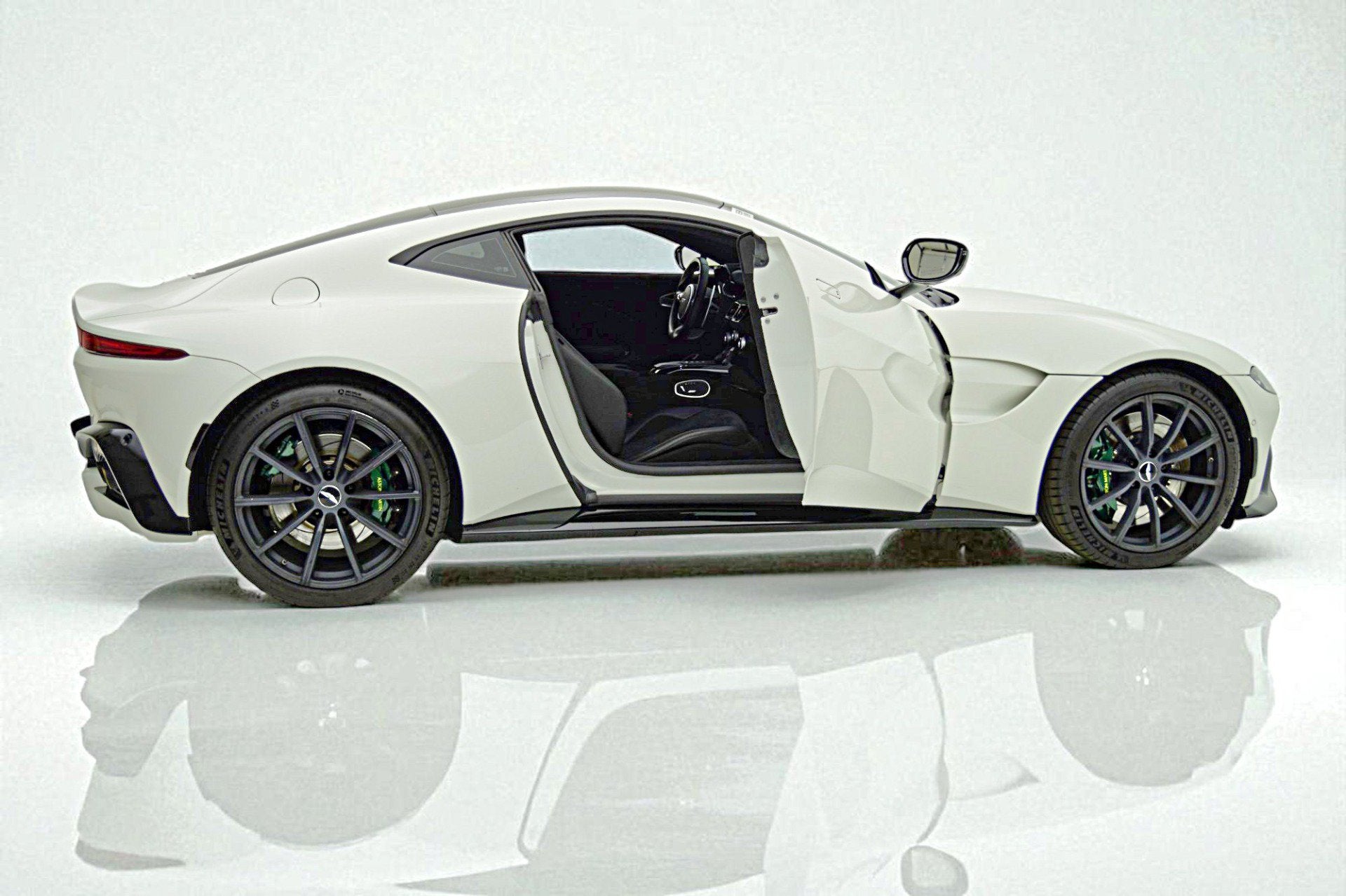 2019 Aston Martin Vantage Coupe