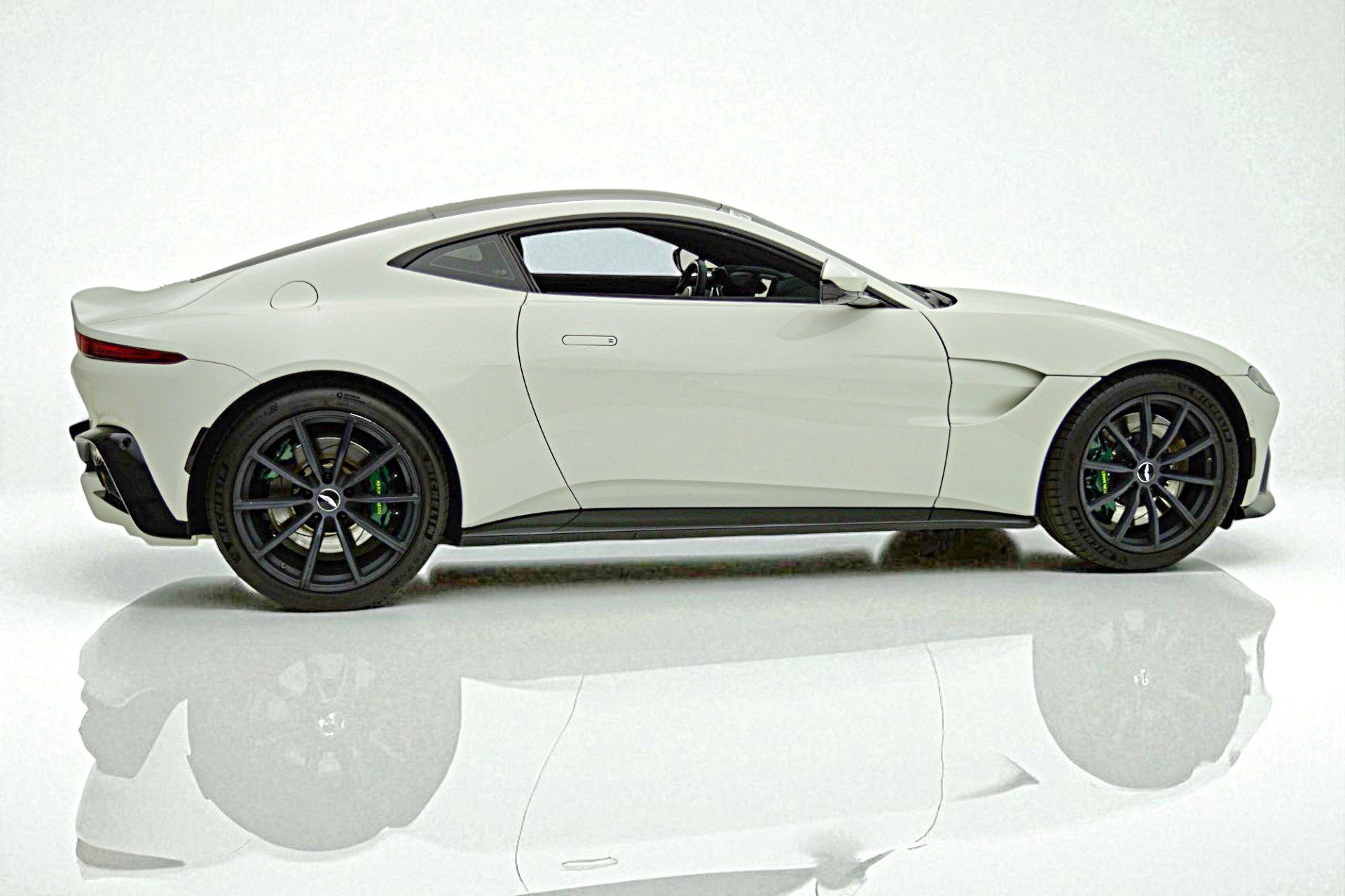 2019 Aston Martin Vantage Coupe