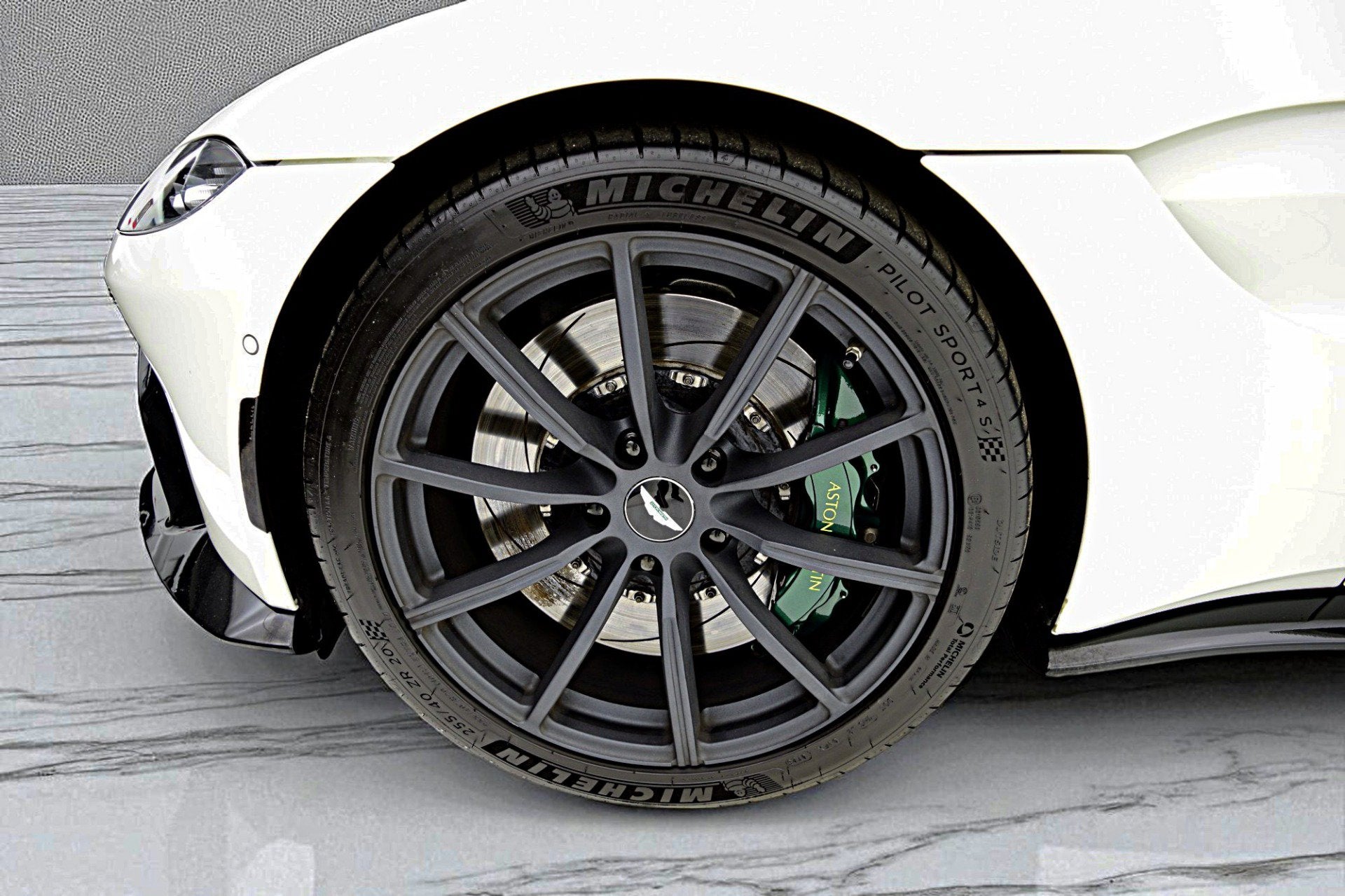 2019 Aston Martin Vantage Coupe