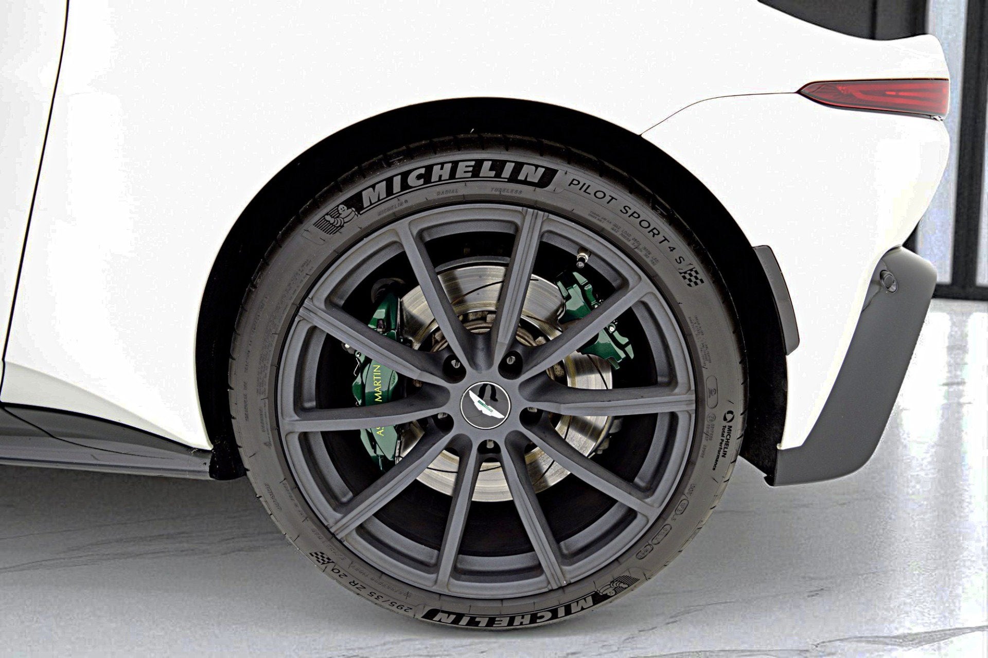 2019 Aston Martin Vantage Coupe