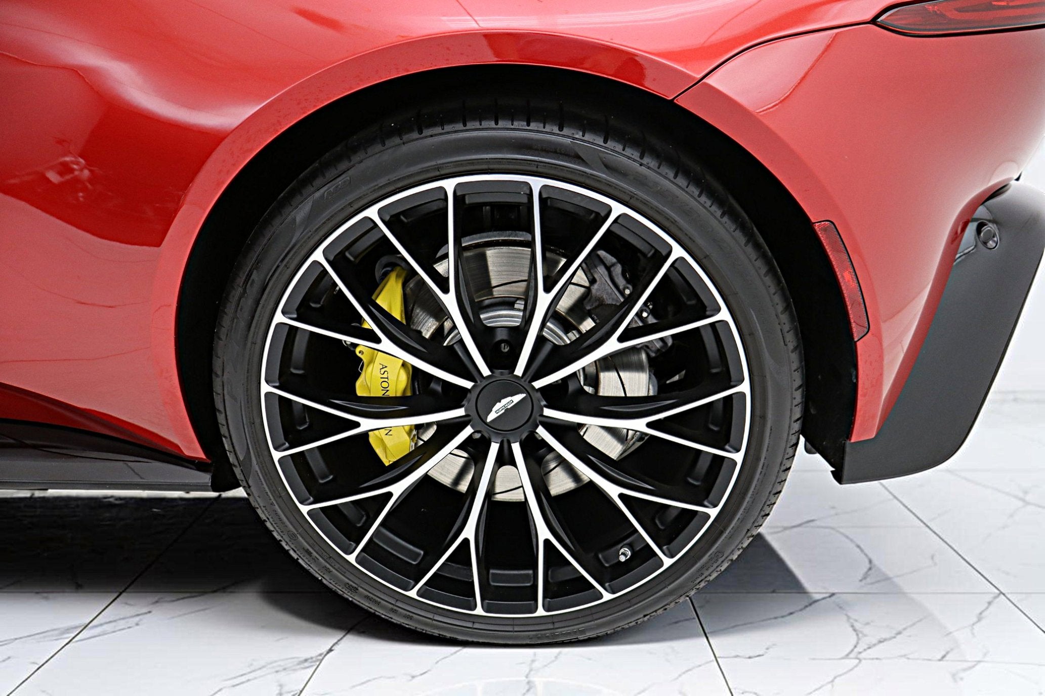 2023 Aston Martin Vantage Coupe