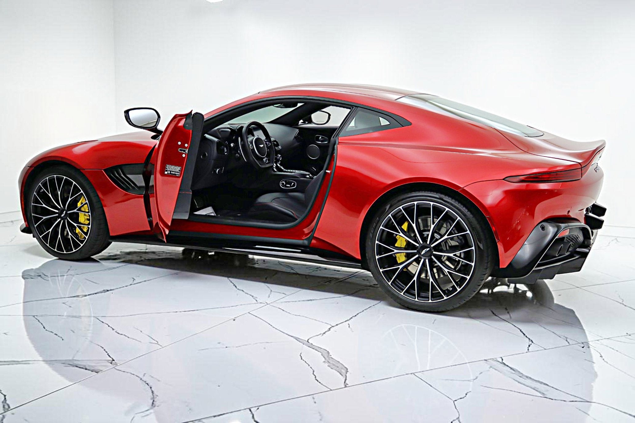2023 Aston Martin Vantage Coupe