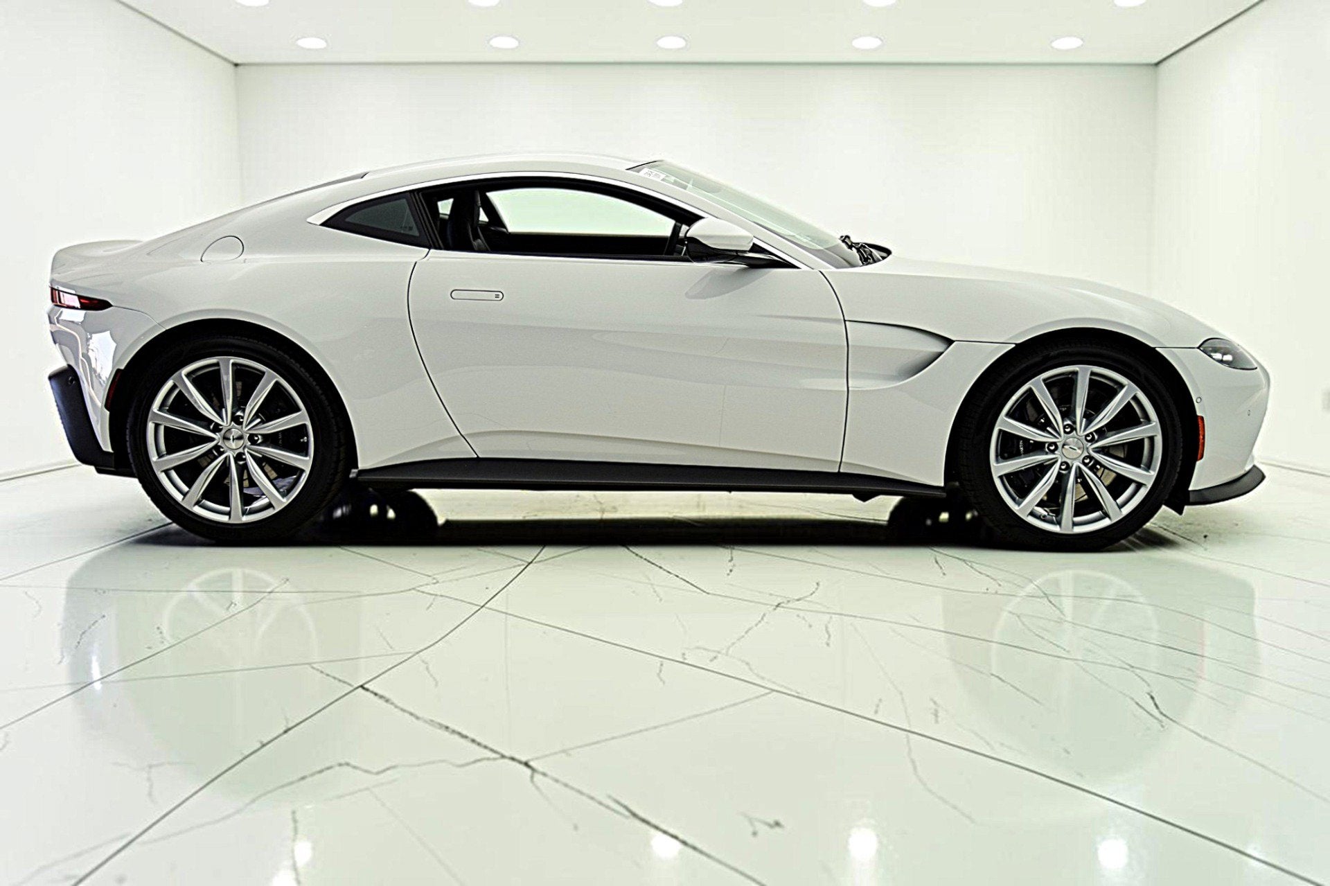 2023 Aston Martin Vantage Coupe