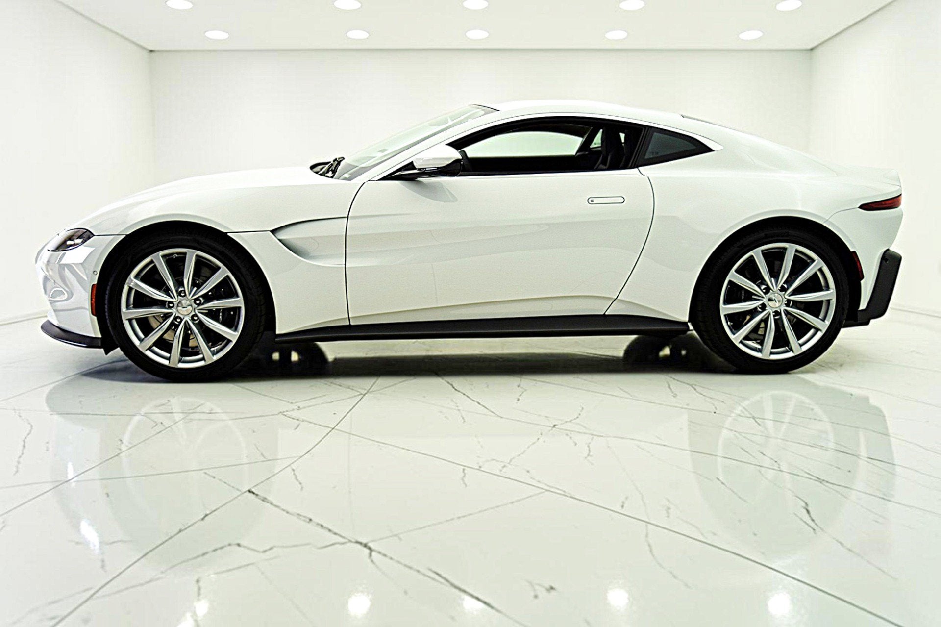 2023 Aston Martin Vantage Coupe
