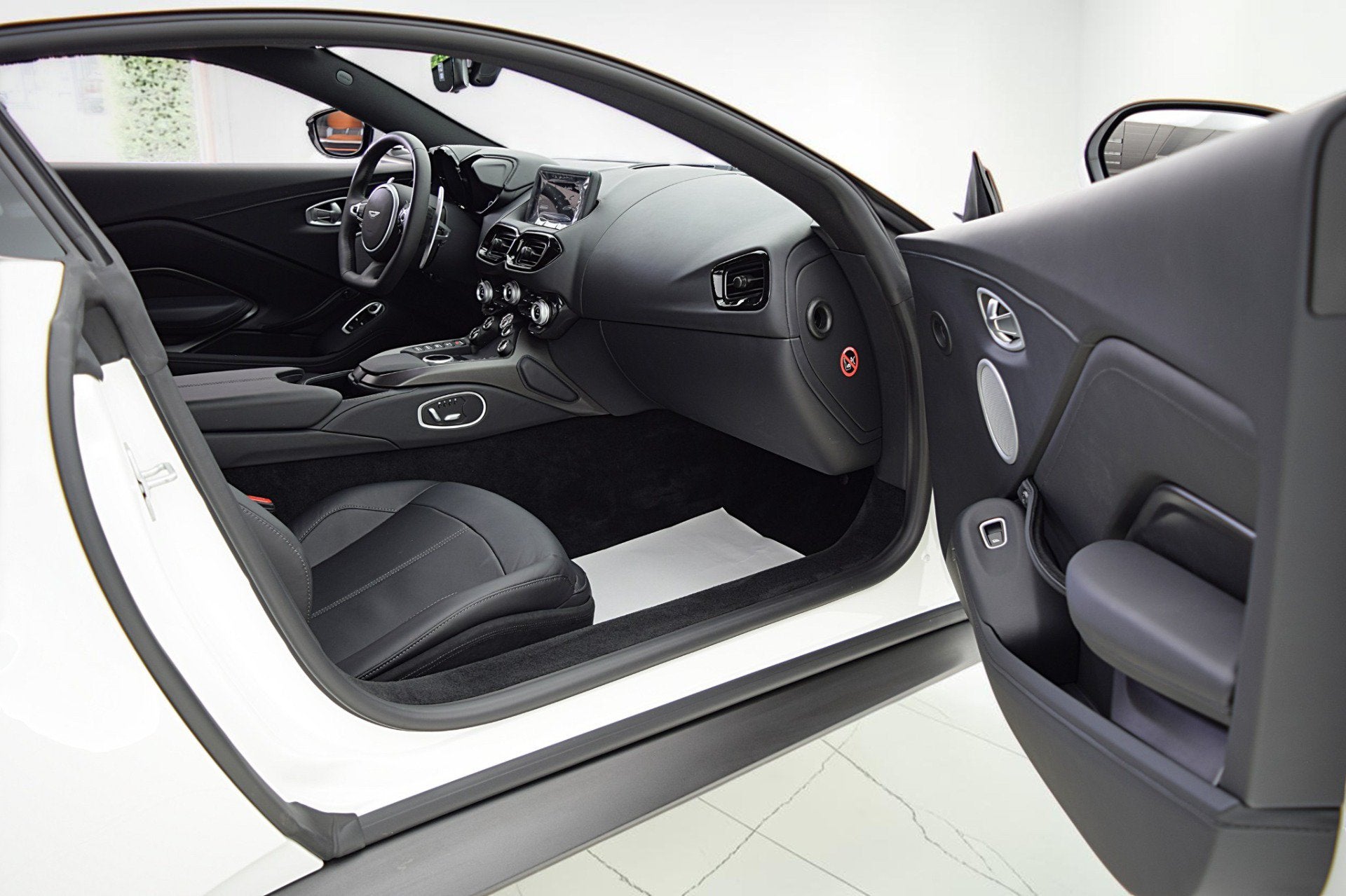 2023 Aston Martin Vantage Coupe