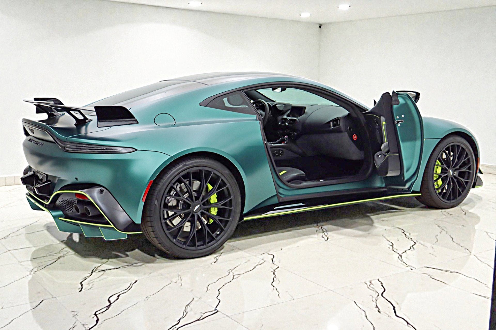 2023 Aston Martin Vantage F1 EDITION