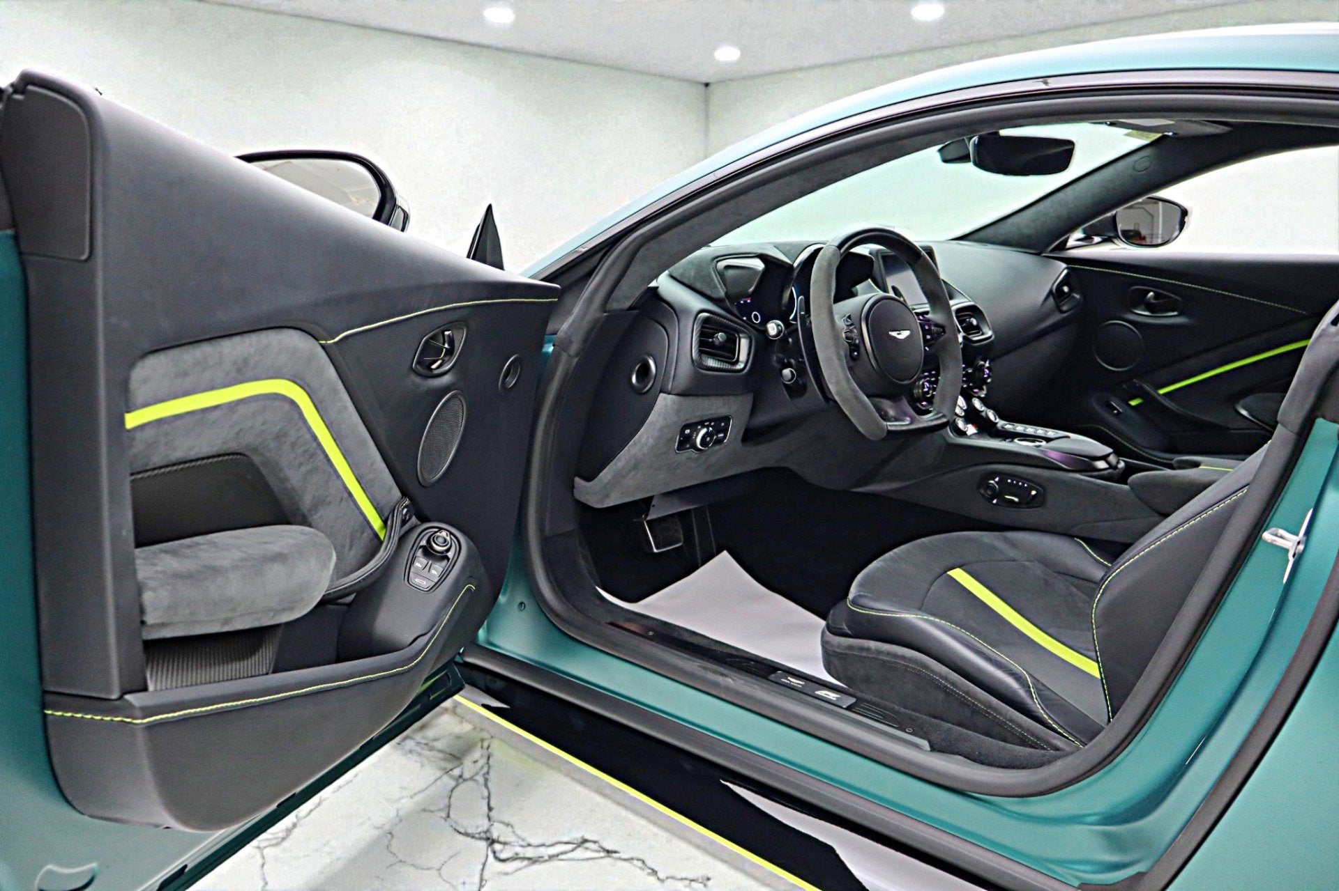 2023 Aston Martin Vantage F1 EDITION