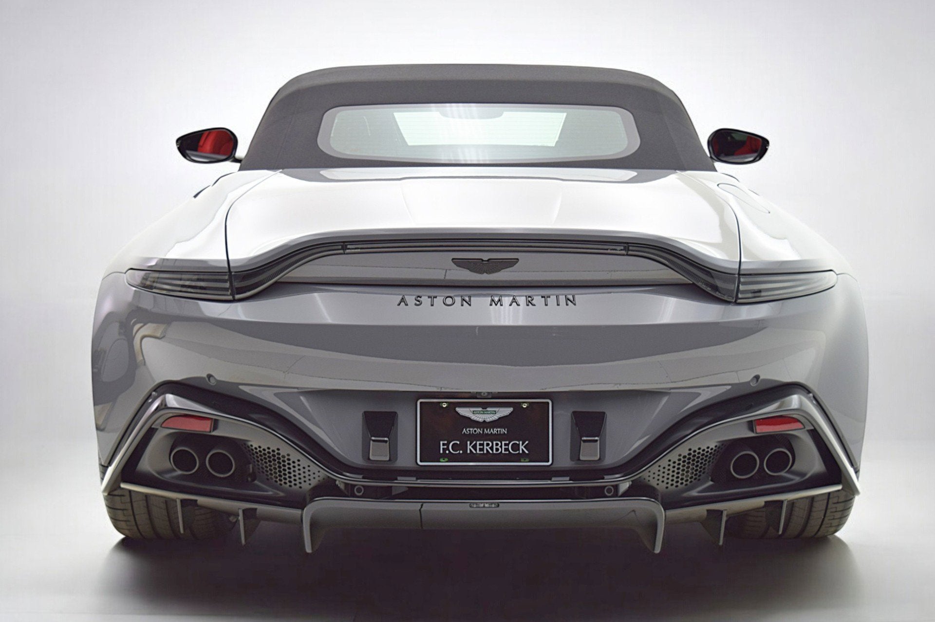 2023 Aston Martin Vantage Roadster
