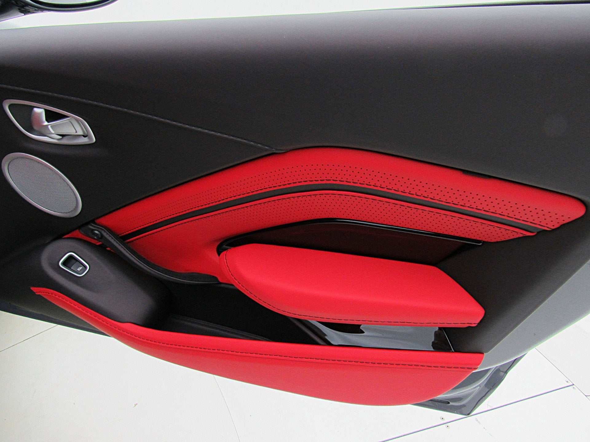 2023 Aston Martin Vantage Roadster