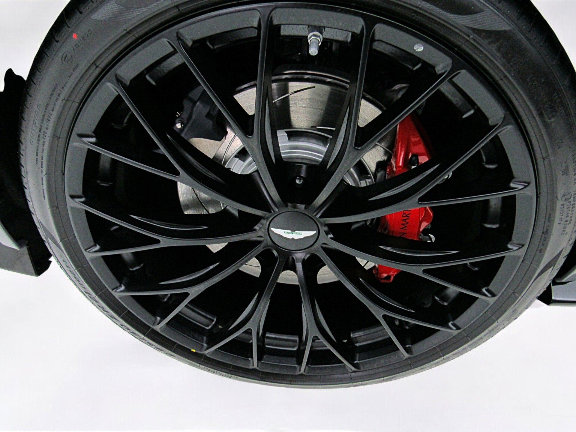 2023 Aston Martin Vantage Roadster