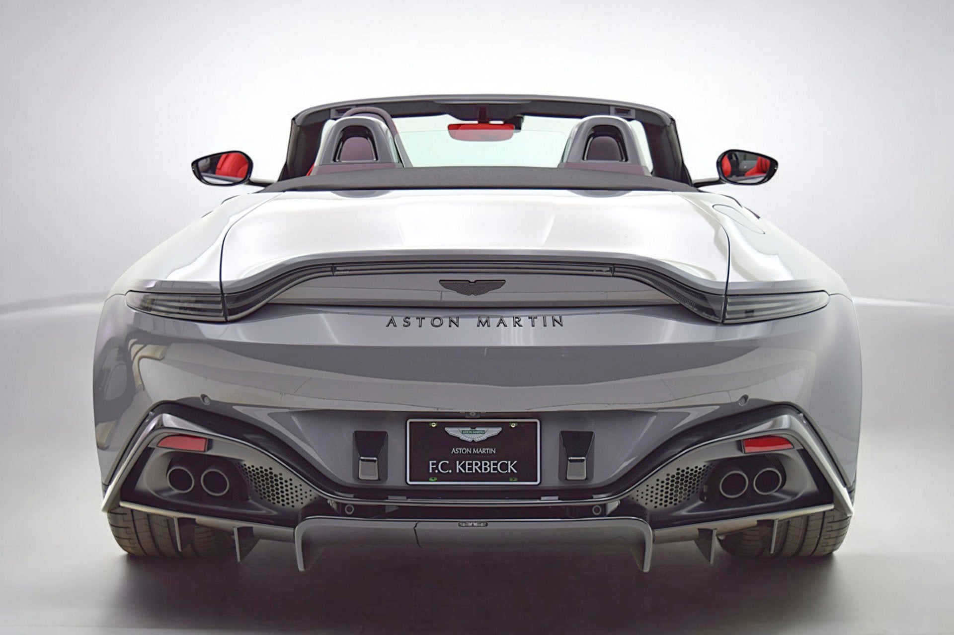 2023 Aston Martin Vantage Roadster