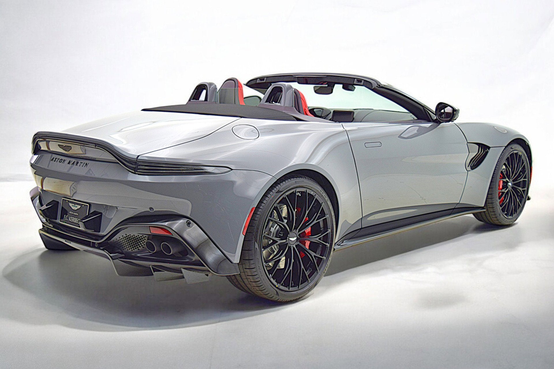 2023 Aston Martin Vantage Roadster