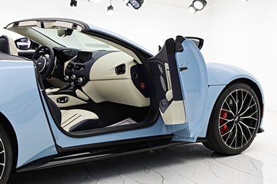 2022 Aston Martin Vantage Roadster