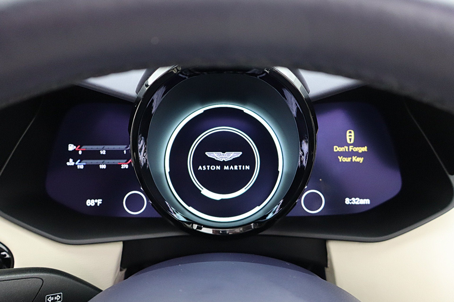 2022 Aston Martin Vantage Roadster