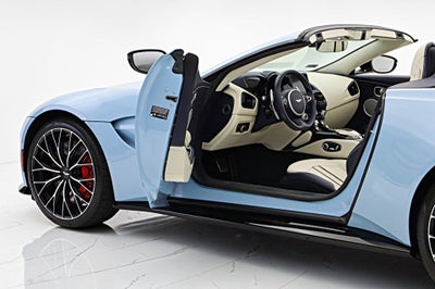2022 Aston Martin Vantage Roadster
