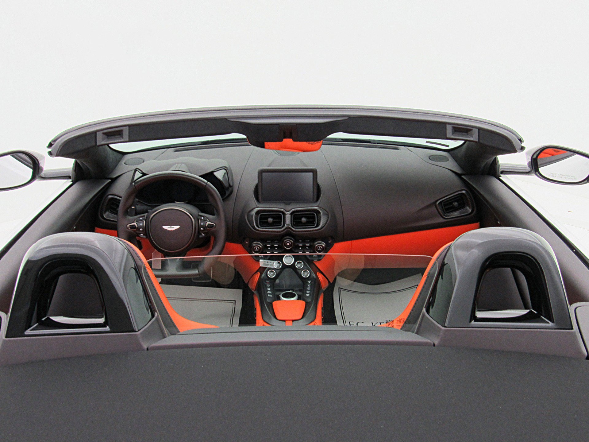 2023 Aston Martin Vantage Roadster