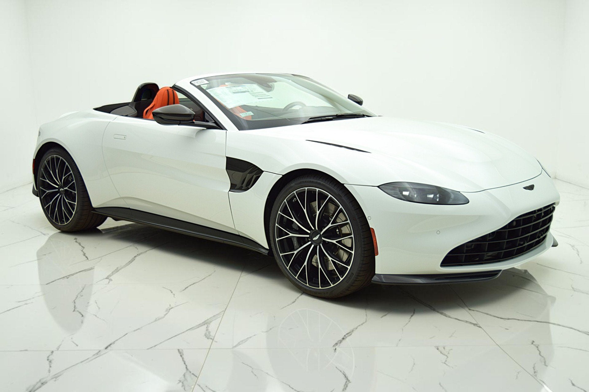 2023 Aston Martin Vantage Roadster