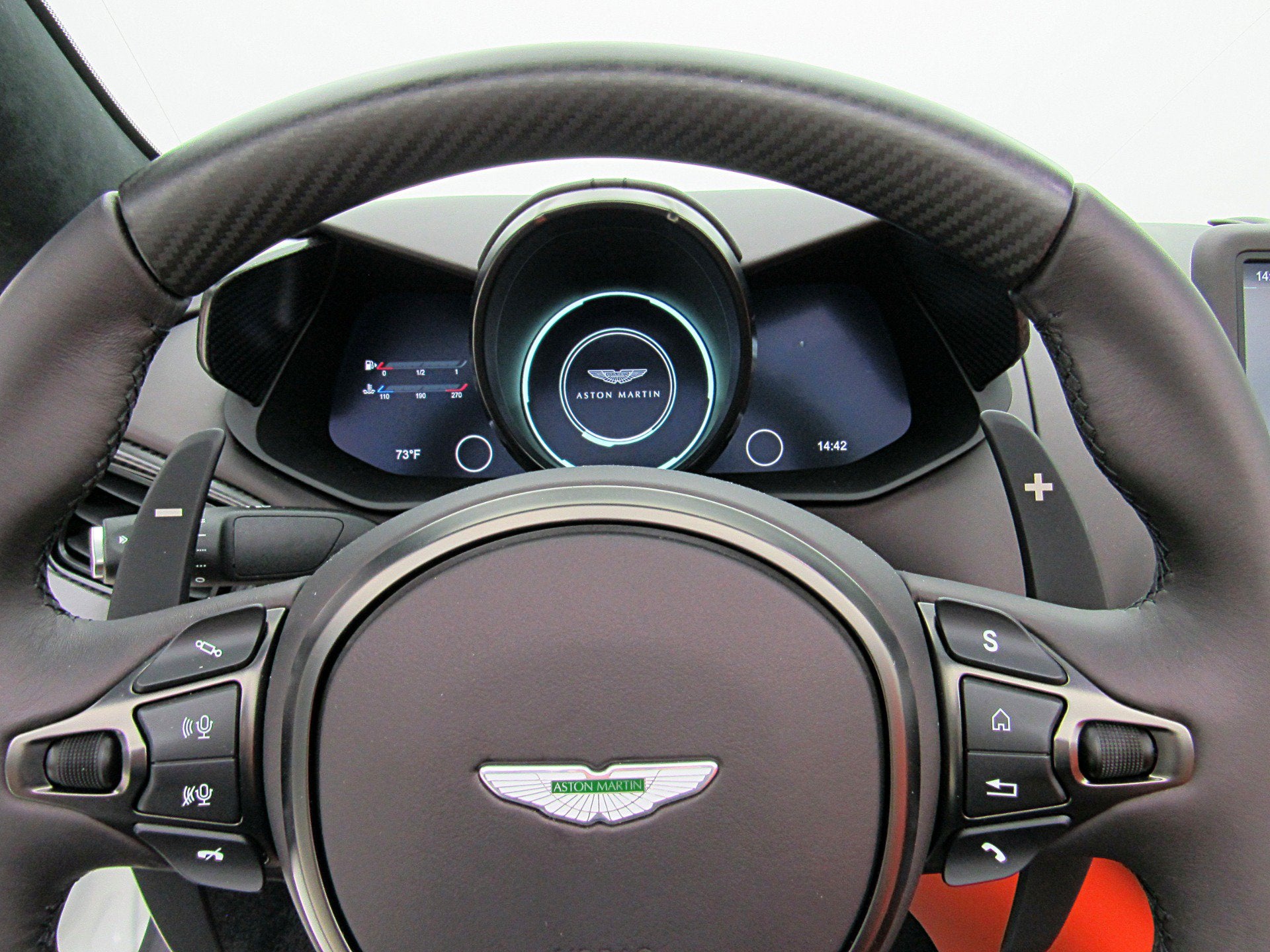 2023 Aston Martin Vantage Roadster