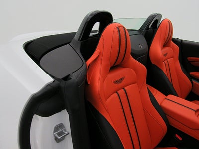 2023 Aston Martin Vantage Roadster