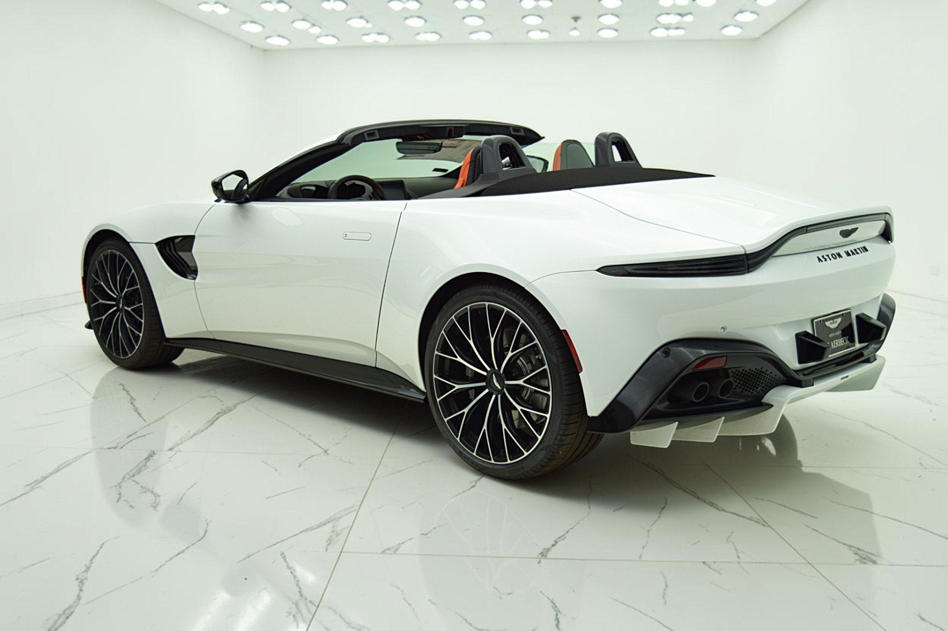 2023 Aston Martin Vantage Roadster