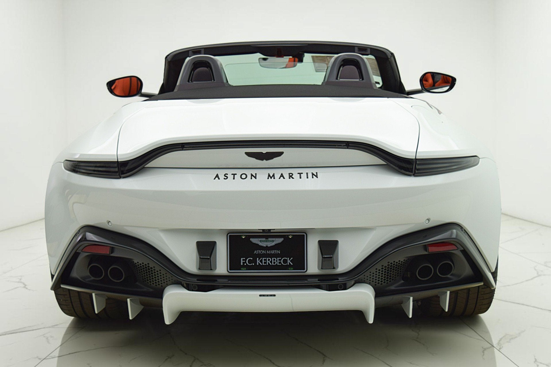 2023 Aston Martin Vantage Roadster