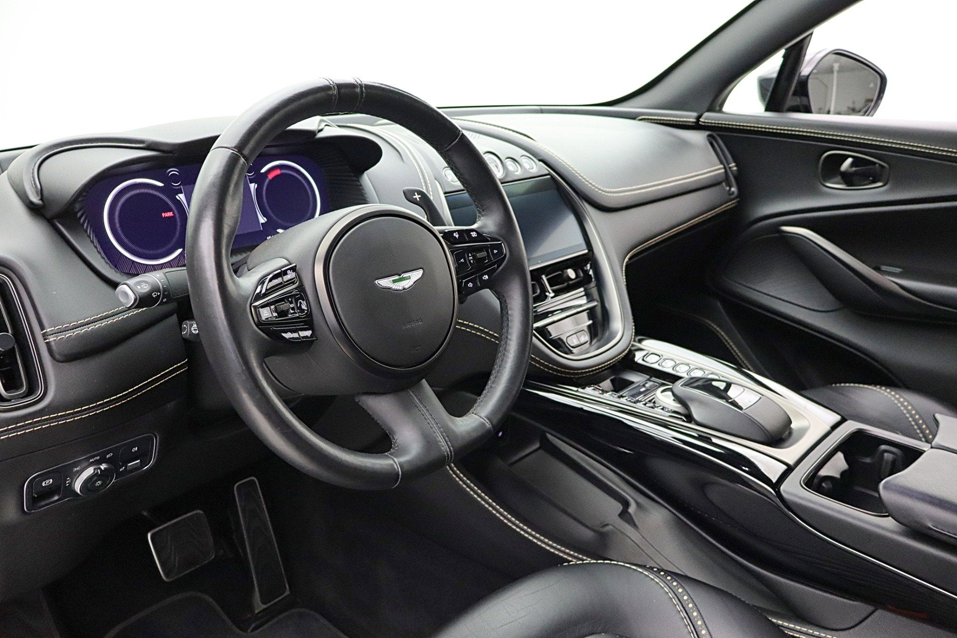 2021 Aston Martin DBX DBX