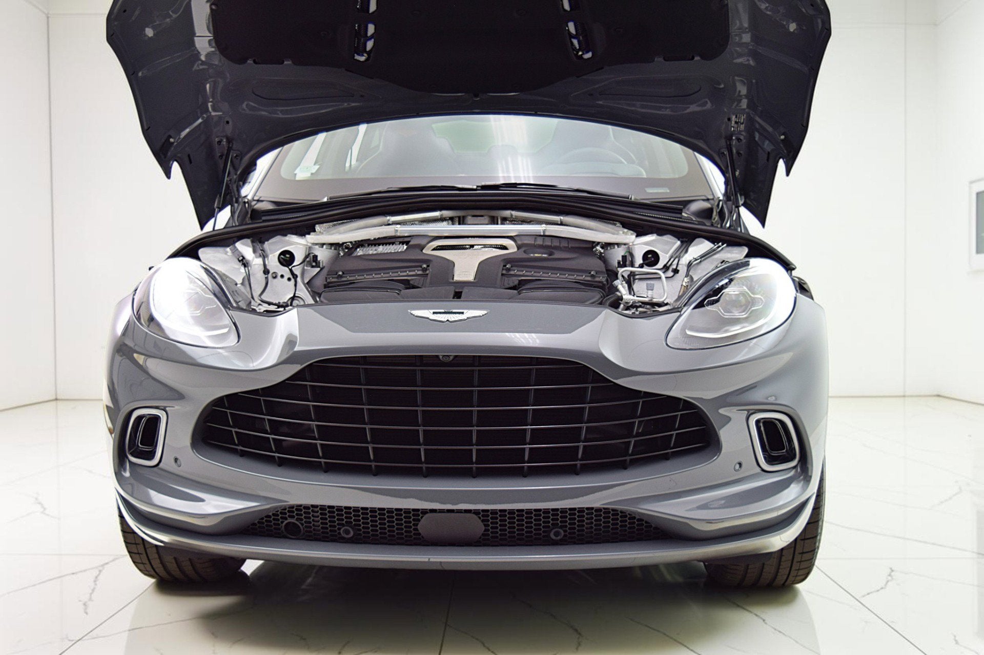 2023 Aston Martin DBX AWD