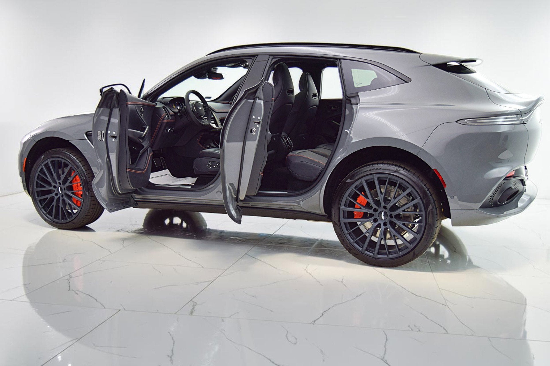 2023 Aston Martin DBX AWD