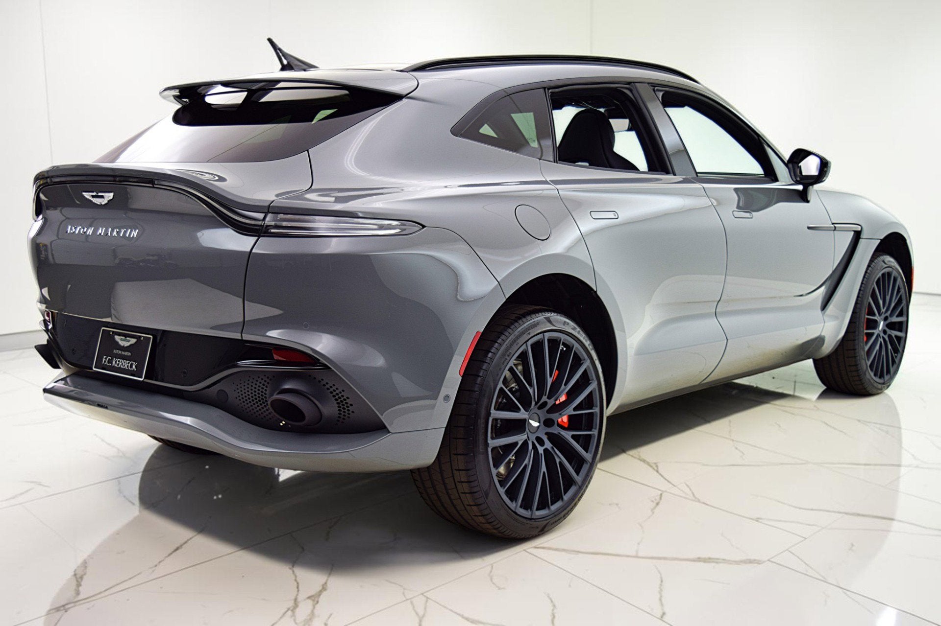 2023 Aston Martin DBX AWD