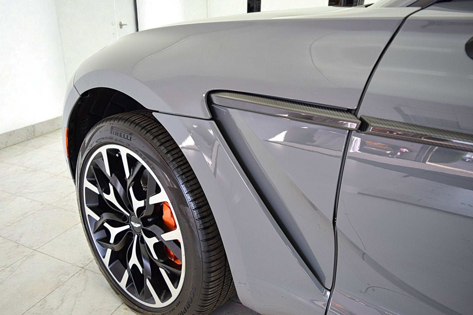 2022 Aston Martin DBX DBX