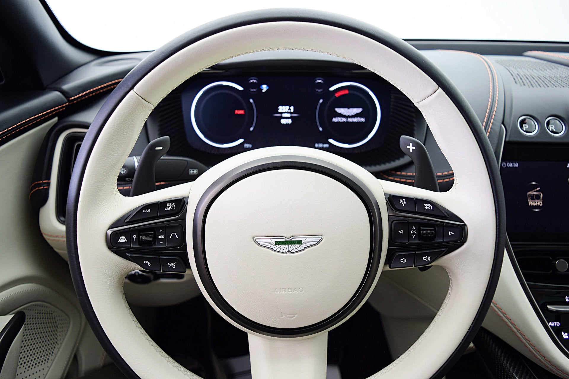 2022 Aston Martin DBX DBX