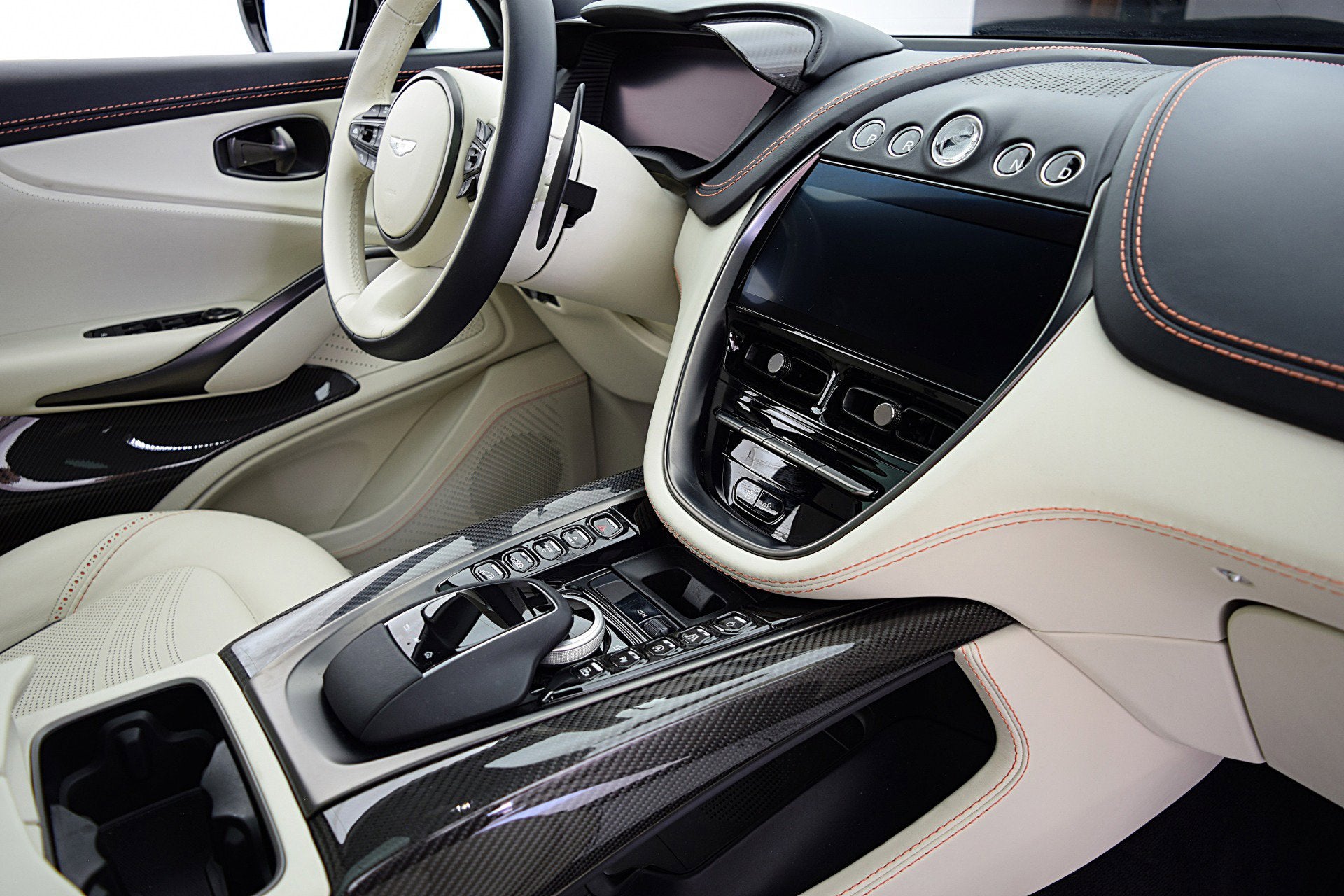 2022 Aston Martin DBX DBX