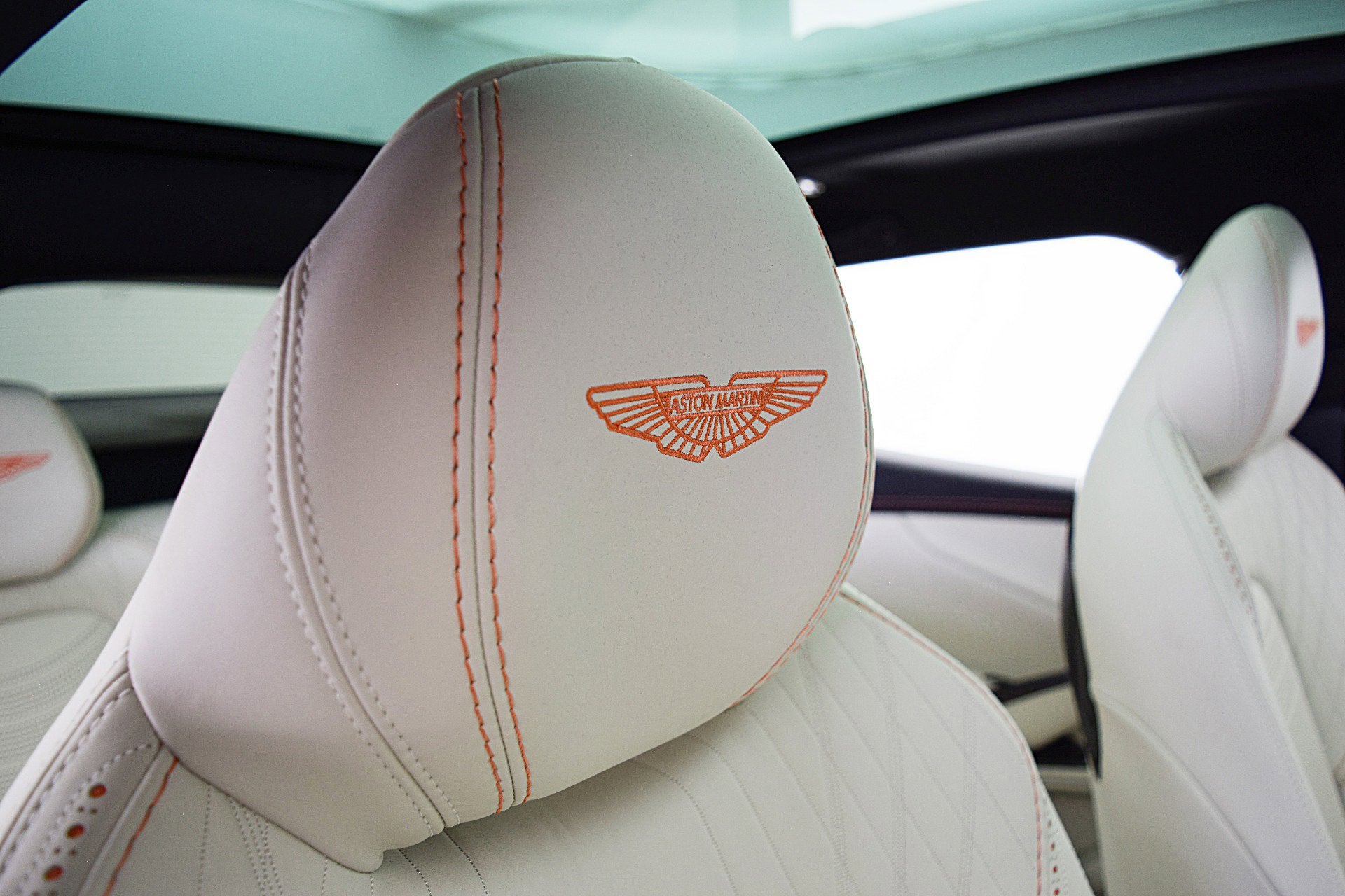 2022 Aston Martin DBX DBX