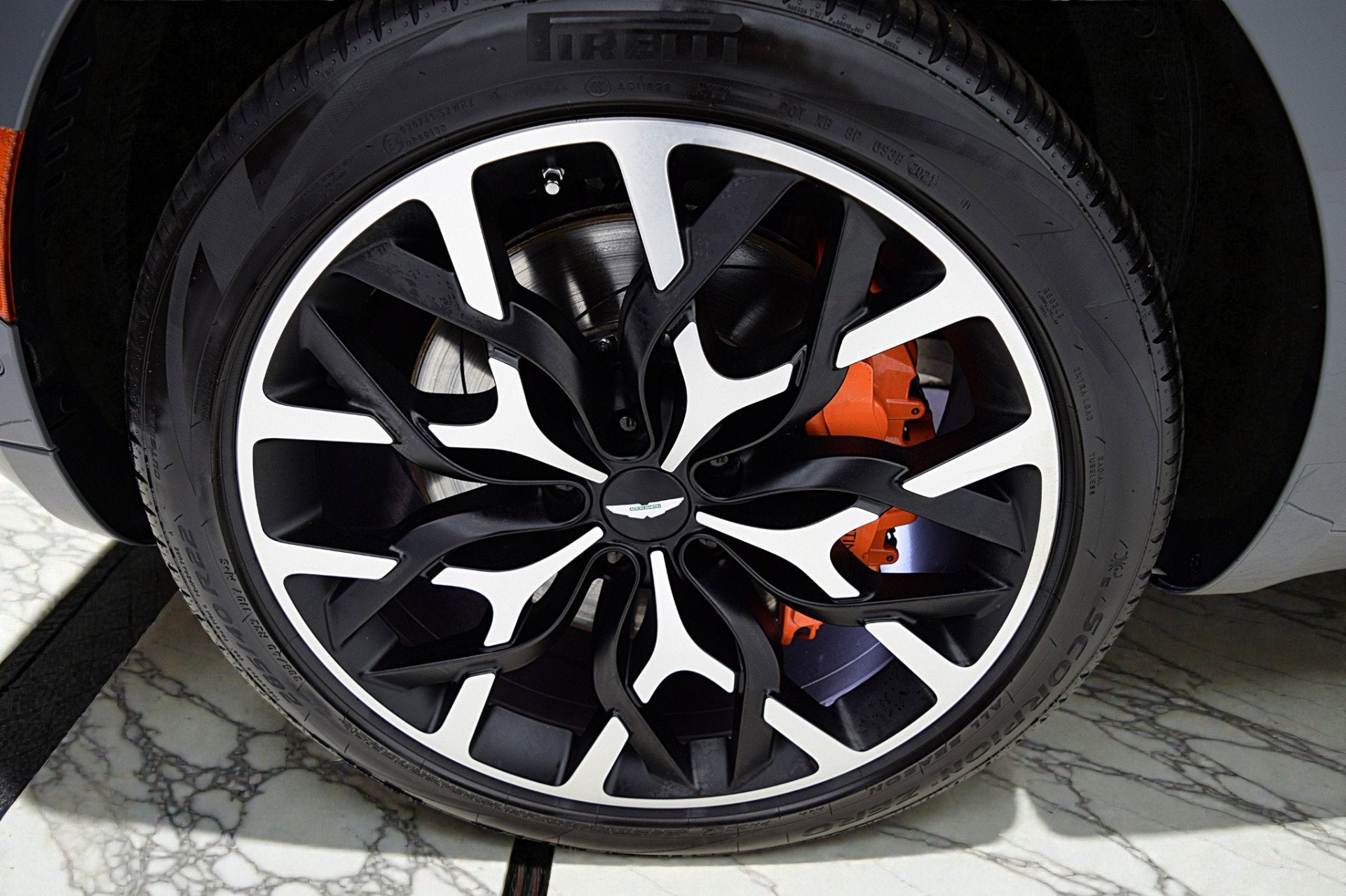 2022 Aston Martin DBX DBX