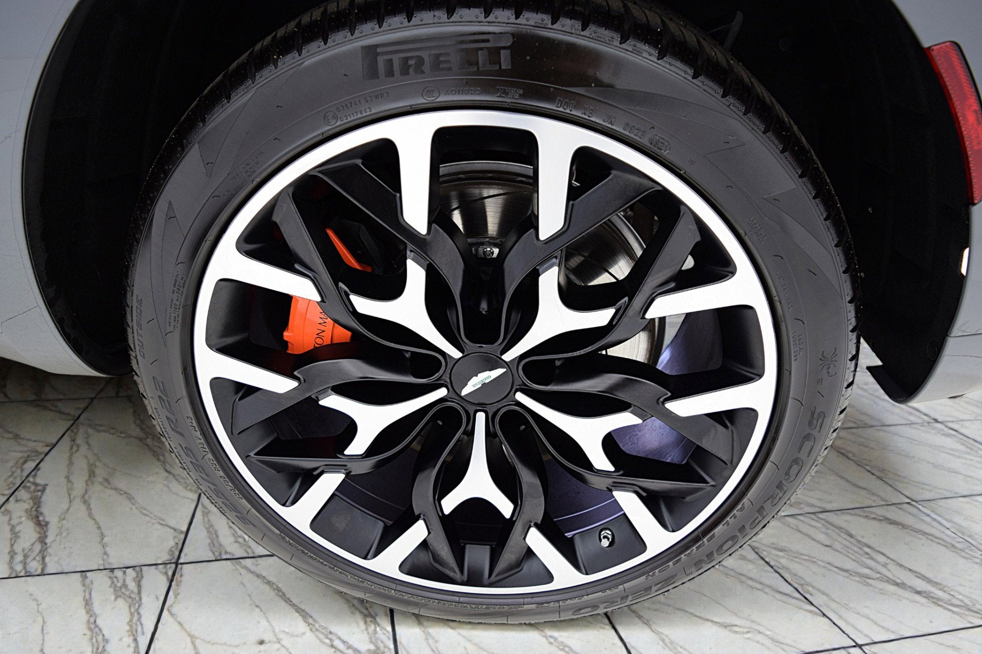 2022 Aston Martin DBX DBX