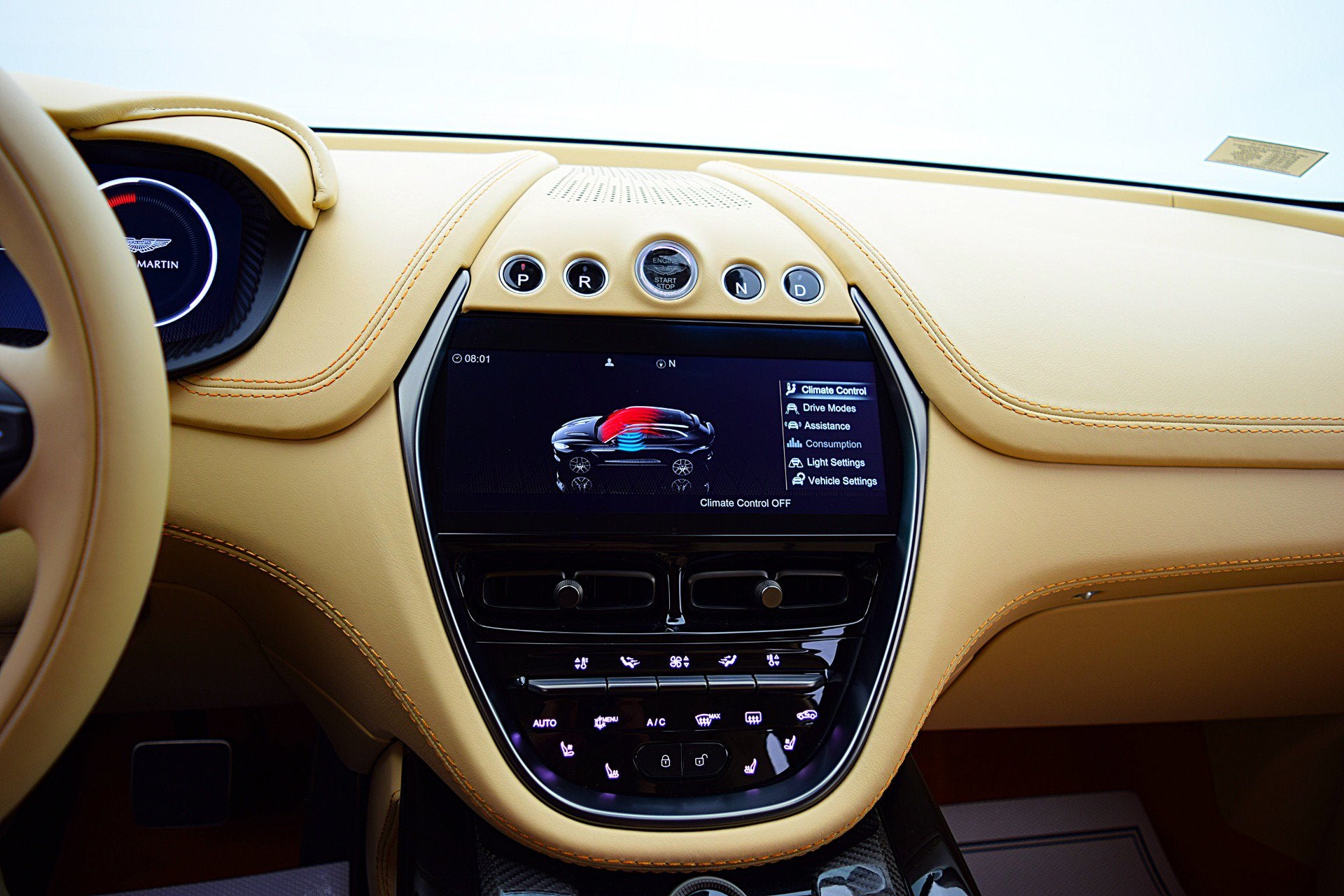 2023 Aston Martin DBX 707