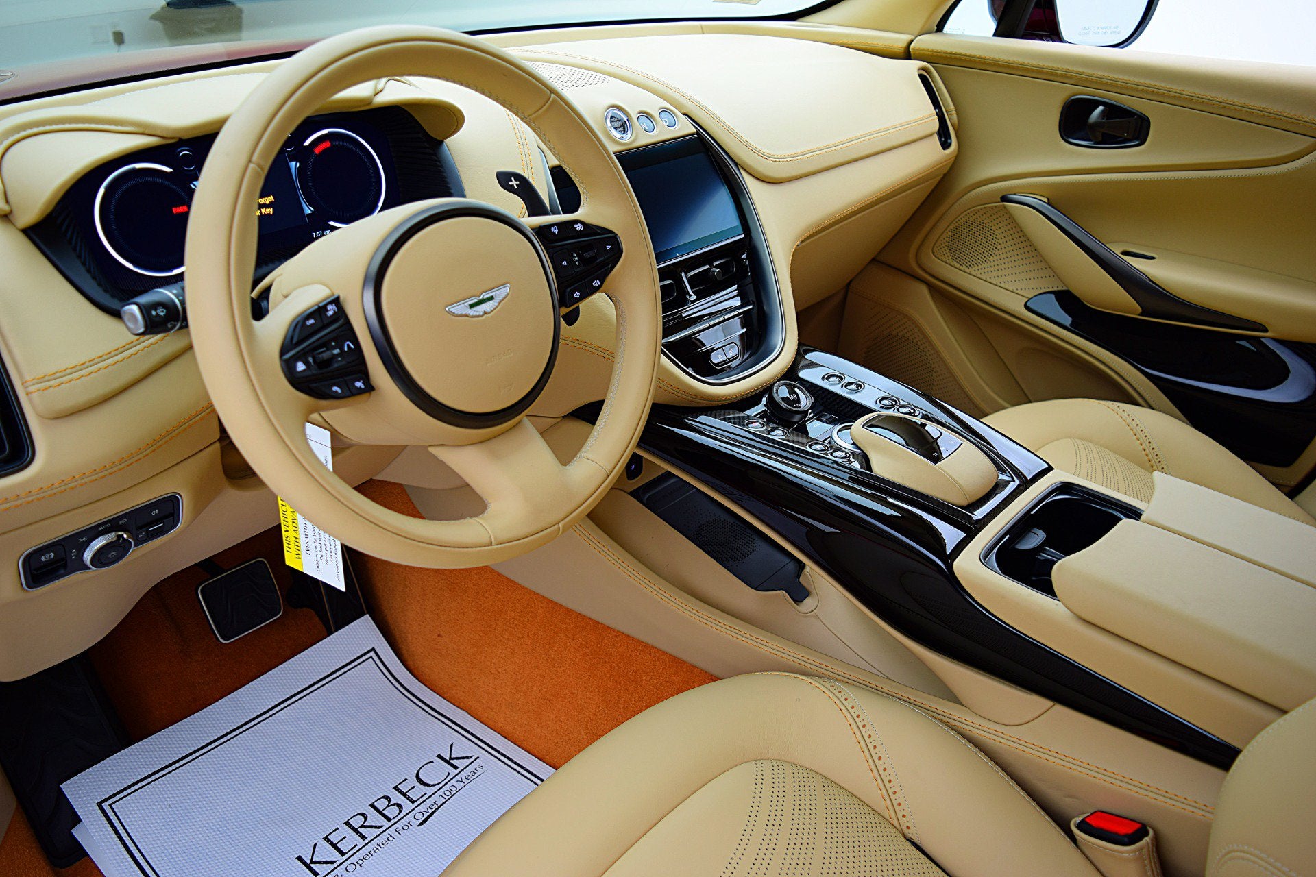 2023 Aston Martin DBX 707