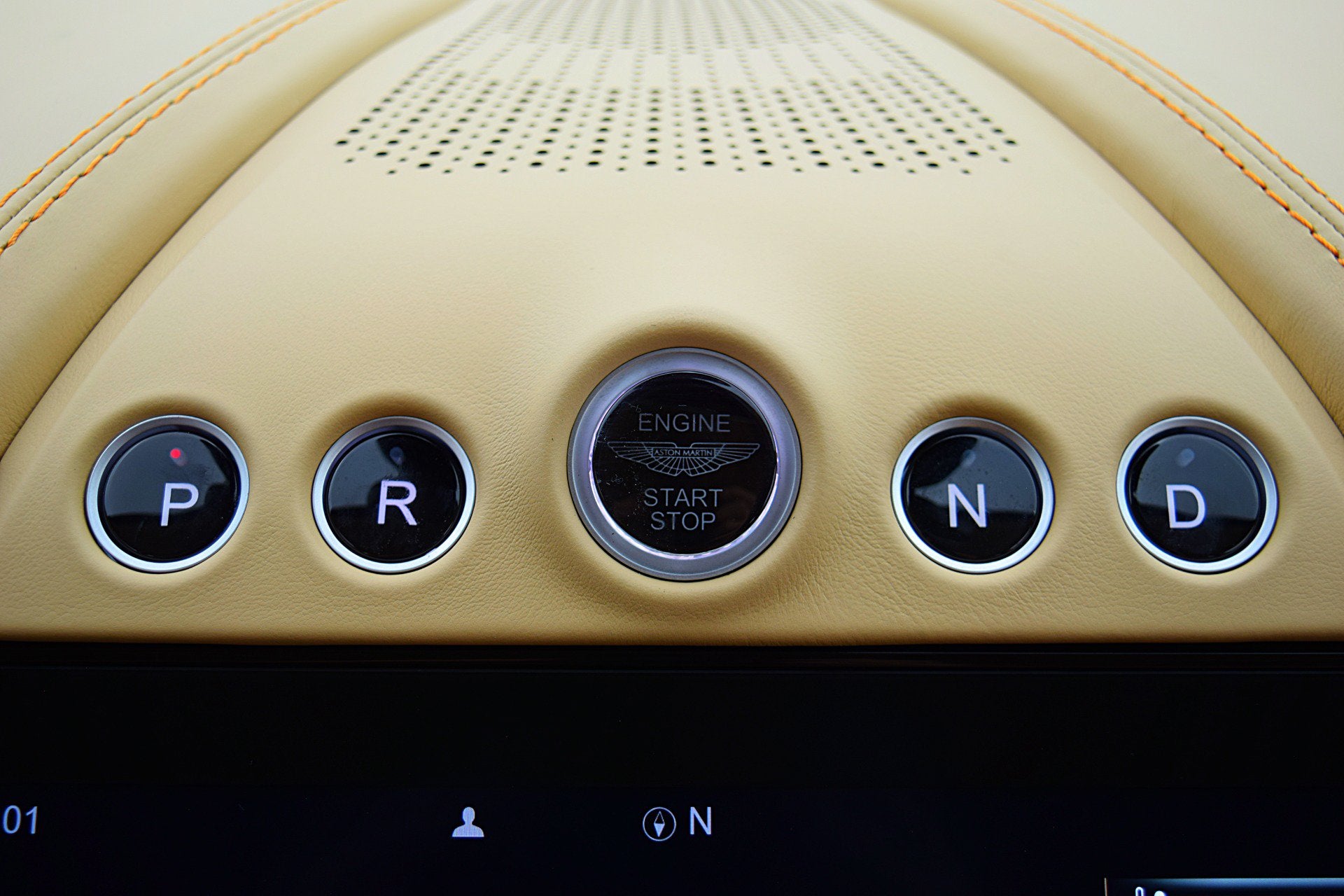 2023 Aston Martin DBX 707