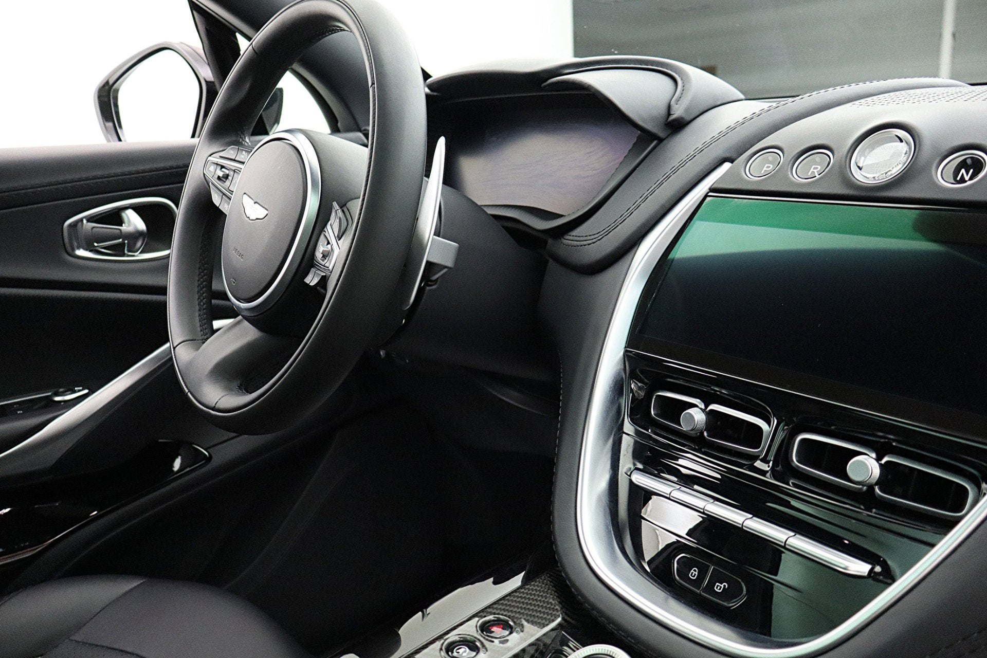 2023 Aston Martin DBX 707