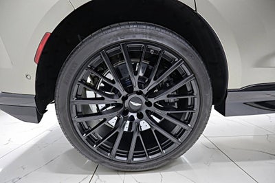2023 Aston Martin DBX 707