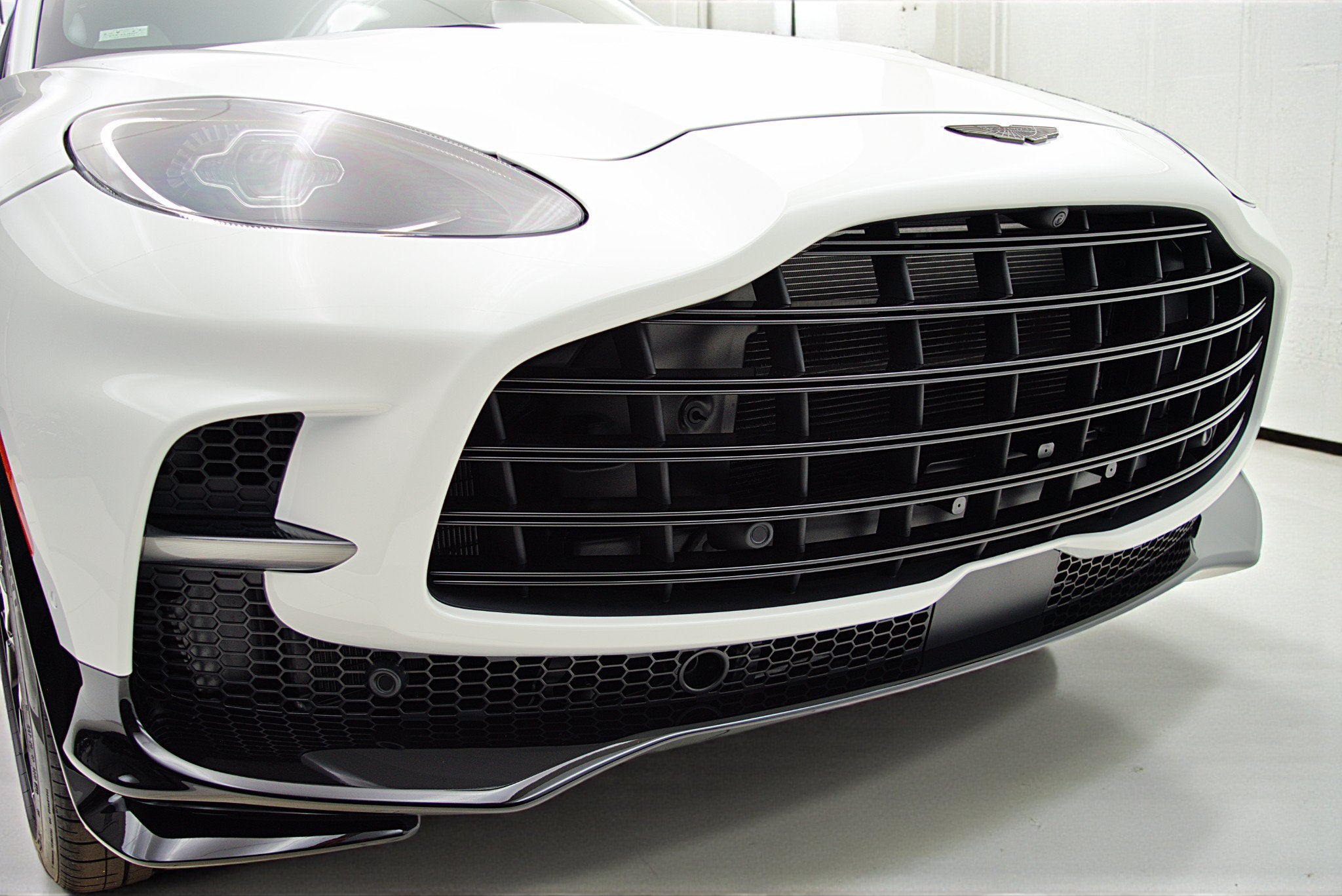 2023 Aston Martin DBX 707