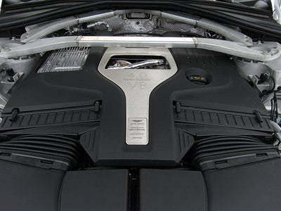 2023 Aston Martin DBX 707