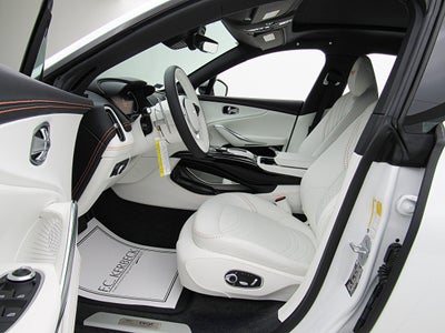 2023 Aston Martin DBX 707