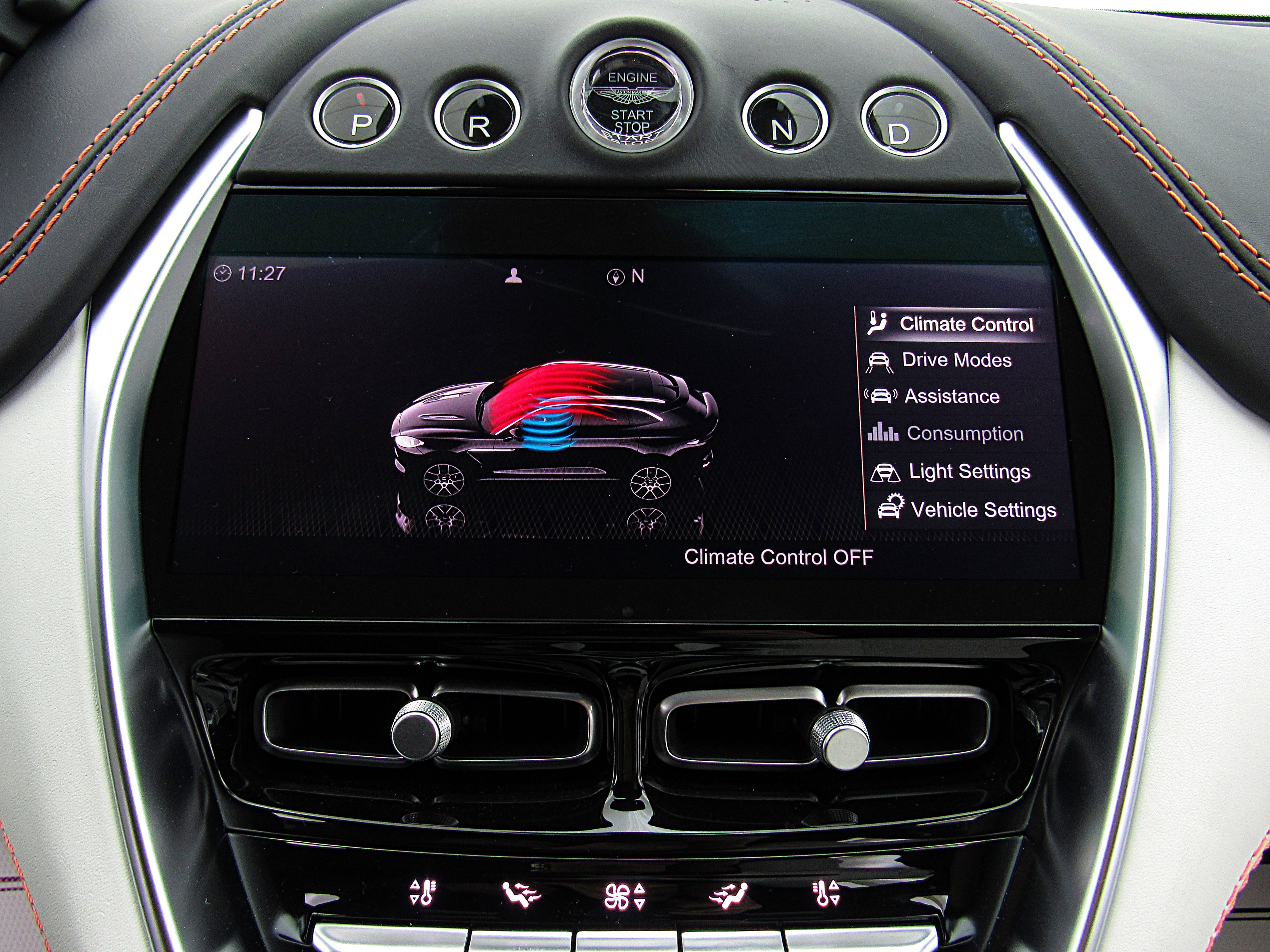 2023 Aston Martin DBX 707