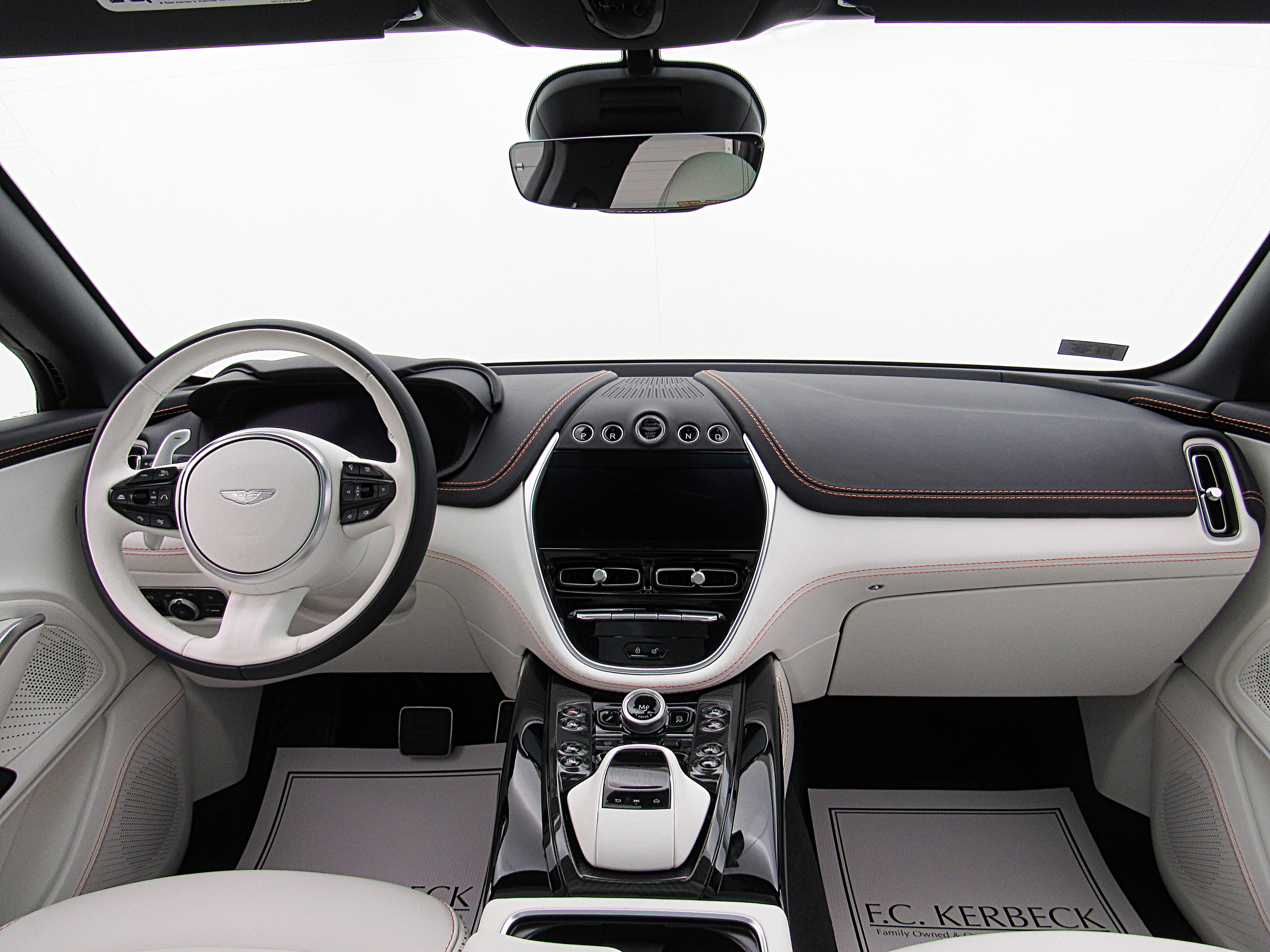 2023 Aston Martin DBX 707